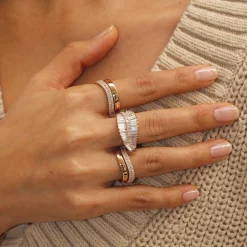 Hot CURVED RING Stacking